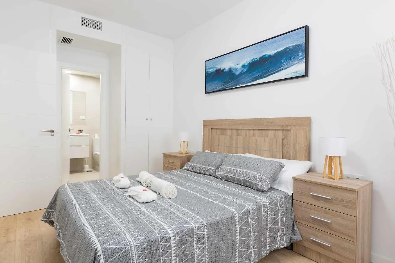 Cosmopolitan Apt & Malaga Beach Appartement
