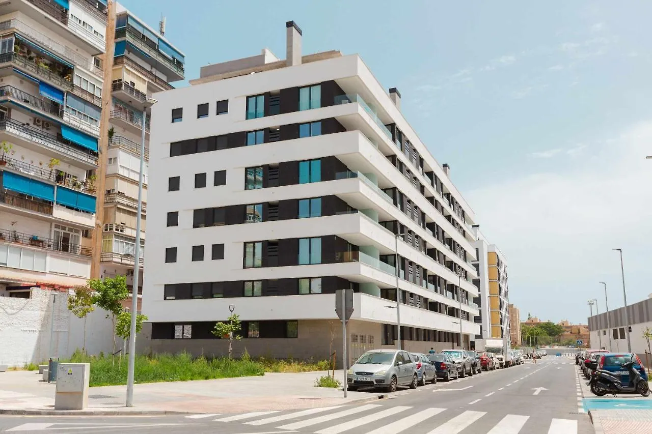 Cosmopolitan Apt & Malaga Beach Apartment