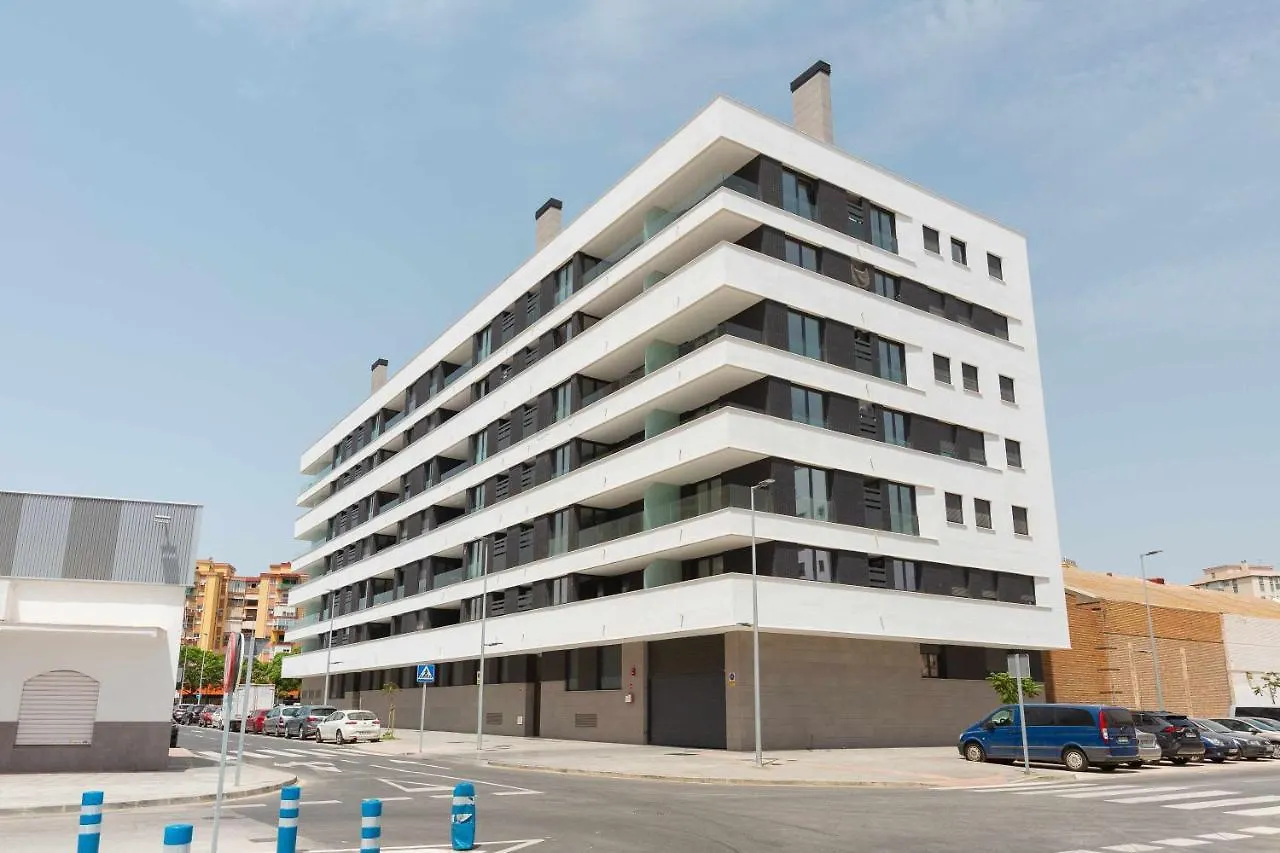 Cosmopolitan Apt & Malaga Beach